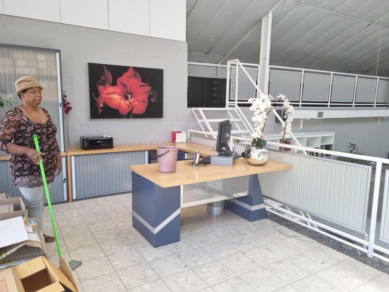 To Let commercial Property for Rent in Mowbray Western Cape